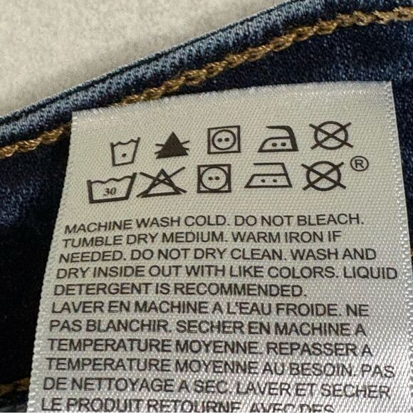 Denizen from Levi's Dark Blue Mid Rise Boyfriend Distressed Crop Jeans Women 2. - Picture 13 of 15